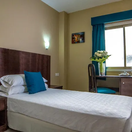 Otel Aeropuerto Sur 3*